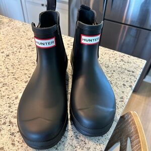 Hunter Chelsea Rainboots - Black - 8